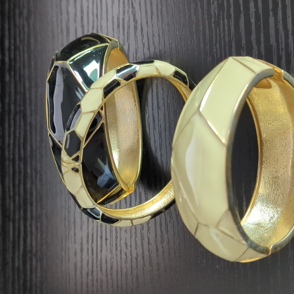 3 enamel bangles, black and white - Picture 2 of 8